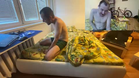 ricciardio online show from September 2025 04:58:01 AM