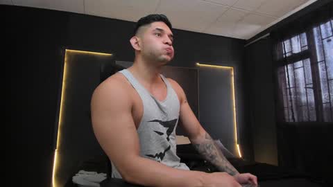 Snapshot of richard_milleer chatting on January 2025 05:55:02 PM Ricardo online show from January 2025 05:55:02 PM