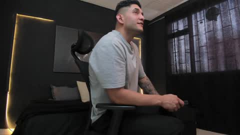 Snapshot of richard_milleer chatting on January 2025 08:56:02 PM Ricardo online show from January 2025 08:56:02 PM