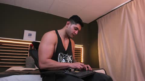 Snapshot of richard_milleer chatting on February 2025 02:15:02 PM Ricardo online show from February 2025 02:15:02 PM