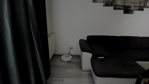 RichardDarell online show from October 2025 04:43:02 AM