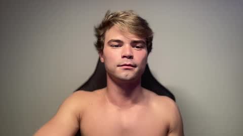 Snapshot of richardhard3 chatting on January 2025 01:03:01 AM richardhard3 online show from January 2025 01:03:01 AM