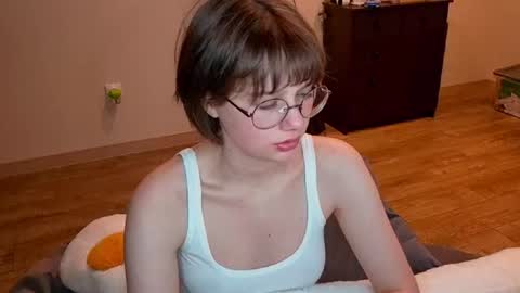 Luna online show from June 2026 06:47:01 PM