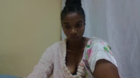 Snapshot of richella34 chatting on June 2026 11:14:02 PM richella34 online show from June 2026 11:14:02 PM