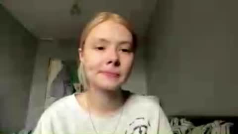 Snapshot of richellearmentrout chatting on June 2026 02:06:01 PM jenny online show from June 2026 02:06:01 PM
