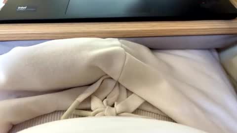 richmondal83 online show from April 2026 09:46:01 AM