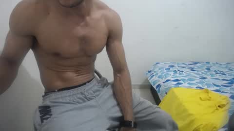 rickcumhot13 online show from September 2025 07:46:01 PM