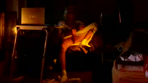 PINK HOLE TWINK online show from April 2026 01:55:02 AM