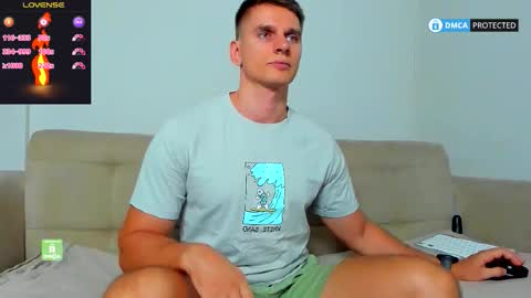 Snapshot of ricky_boltin chatting on November 2025 07:42:02 AM Ricky online show from November 2025 07:42:02 AM