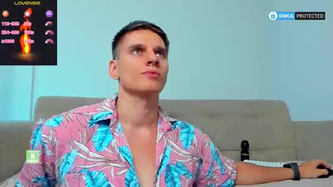 Snapshot of ricky_boltin chatting on November 2025 04:40:02 AM Ricky online show from November 2025 04:40:02 AM