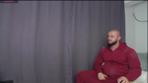 Snapshot of rickymiami1 chatting on November 2025 05:37:01 PM rickymiami1 online show from November 2025 05:37:01 PM