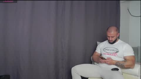 Snapshot of rickymiami1 chatting on November 2025 08:52:01 PM rickymiami1 online show from November 2025 08:52:01 PM