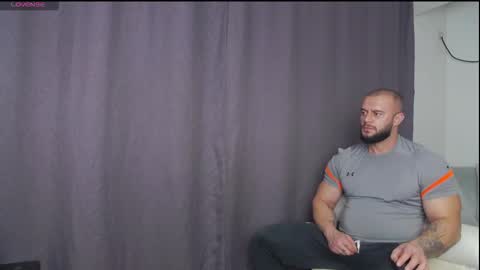 Snapshot of rickymiami1 chatting on November 2025 06:02:01 PM rickymiami1 online show from November 2025 06:02:01 PM