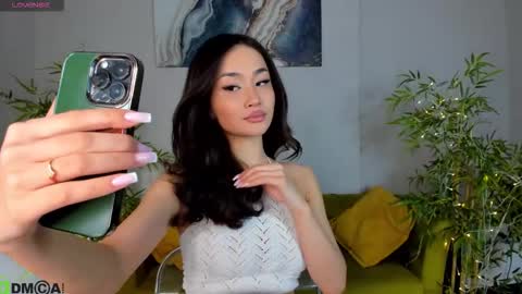 Layla online show from March 2026 09:14:02 AM