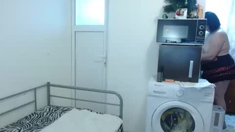 Snapshot of ridemerafsuzana chatting on January 2025 12:49:02 PM Ridemeraf online show from January 2025 12:49:02 PM