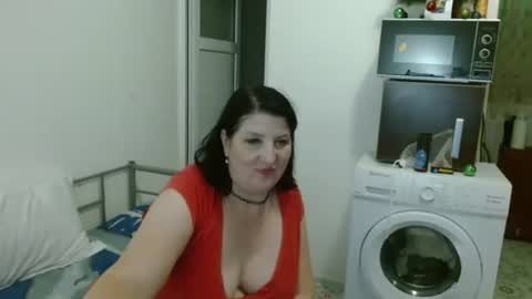 Snapshot of ridemerafsuzana chatting on February 2025 09:29:01 PM Ridemeraf online show from February 2025 09:29:01 PM