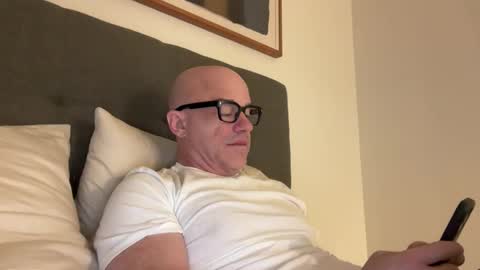 Snapshot of ridingtime25 chatting on October 2025 08:48:01 AM ridingtime25 online show from October 2025 08:48:01 AM