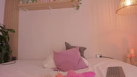 rihanna_sena online show from February 2026 06:26:01 AM