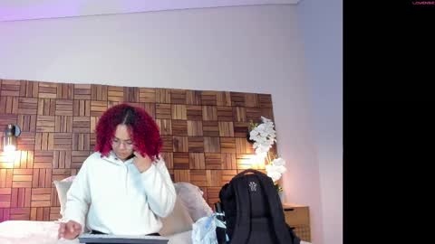 Sara online show from September 2025 10:04:02 AM