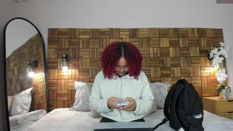 Sara online show from September 2025 10:06:02 AM