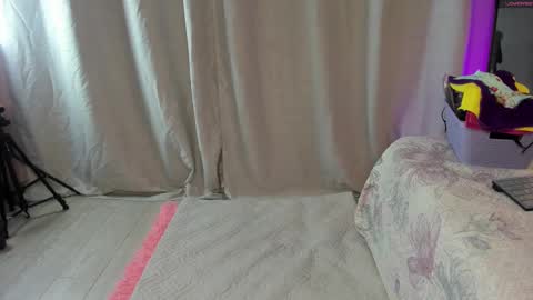 Sara online show from September 2025 11:04:02 AM