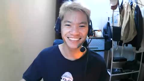 riiichie12 online show from November 2025 10:19:01 PM