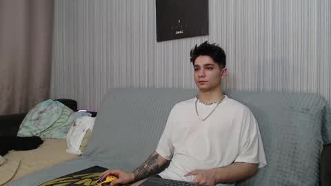 Snapshot of rik_and chatting on October 2025 11:51:02 PM Rick online show from October 2025 11:51:02 PM