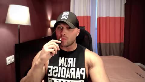 rikadler online show from October 2025 11:05:01 AM