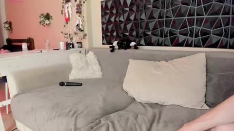 Snapshot of riki_tiki_tavi_time chatting on November 2025 10:53:02 PM Victor Maria online show from November 2025 10:53:02 PM