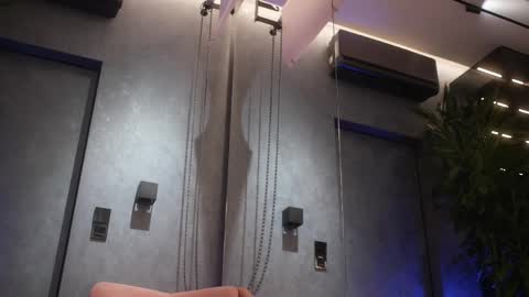    if you wanna buy smth stockingsph etc  custom videos or pics  online show from February 2025 01:41:01 PM