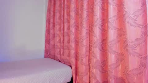 Riley online show from November 2025 09:19:02 PM