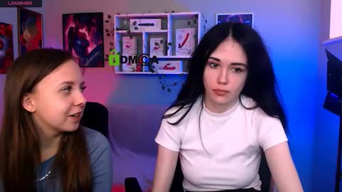 Snapshot of riley_sanders chatting on September 2025 09:09:02 AM Meow online show from September 2025 09:09:02 AM