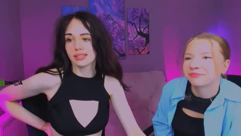 Snapshot of riley_sanders chatting on September 2025 10:20:02 AM Meow online show from September 2025 10:20:02 AM