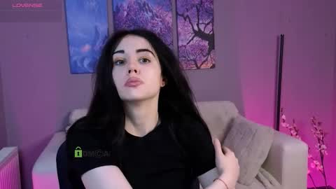 Snapshot of riley_sanders chatting on November 2025 10:16:01 AM Meow online show from November 2025 10:16:01 AM