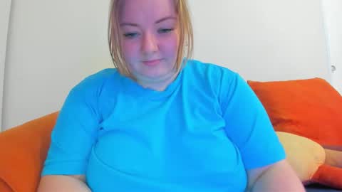 rina16 online show from November 2025 07:19:01 AM