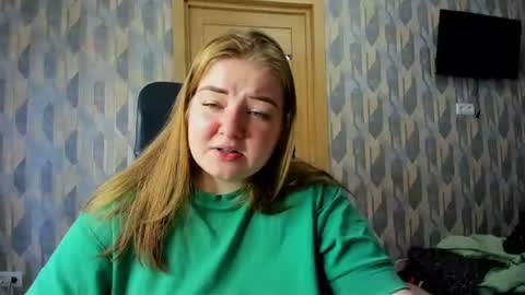 Snapshot of rina16 chatting on June 2026 06:33:01 AM rina16 online show from June 2026 06:33:01 AM
