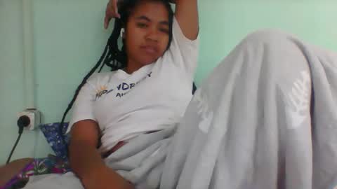 rinah856024 online show from October 2025 06:05:01 PM