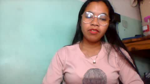 rinah856024 online show from June 2026 04:09:02 PM