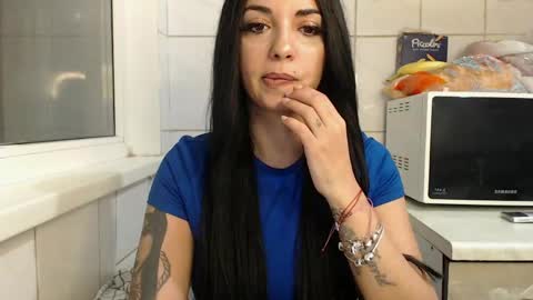 riri_mojo_92 online show from April 2026 08:44:02 PM