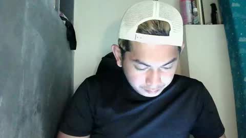 ririhoee online show from April 2026 04:37:01 PM