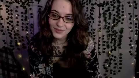 Snapshot of risha_laass chatting on May 2026 08:17:01 PM risha_laass online show from May 2026 08:17:01 PM