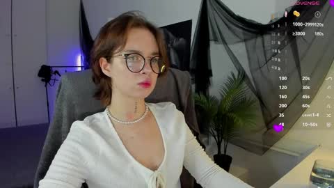 Alice online show from May 2026 08:28:02 PM