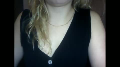 RiveraMaureen online show from October 2025 09:26:02 PM