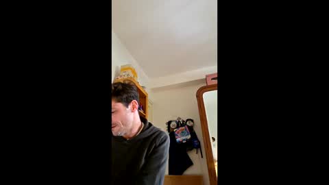 rizzo1980682473 online show from April 2026 01:06:02 PM