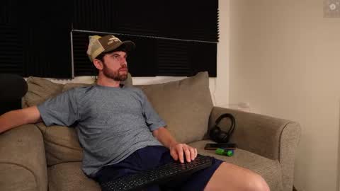 Ryan aka KeylimeRy online show from October 2025 12:43:02 AM