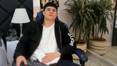 Roan Birkin online show from March 2026 07:28:02 PM