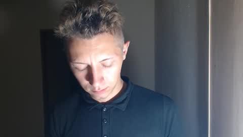 RoastingCorn online show from November 2025 06:56:01 AM