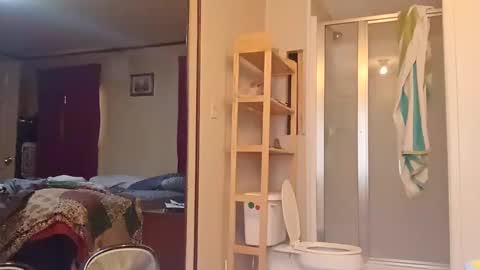 rob459470 online show from September 2025 05:23:02 PM