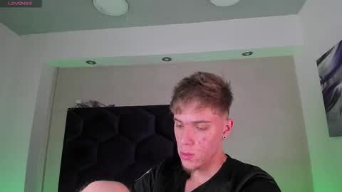 Robbin online show from March 2026 04:51:01 AM