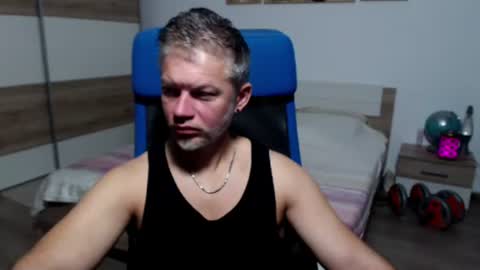 Snapshot of robbyshawz chatting on July 2026 04:15:02 AM robbyshawz online show from July 2026 04:15:02 AM